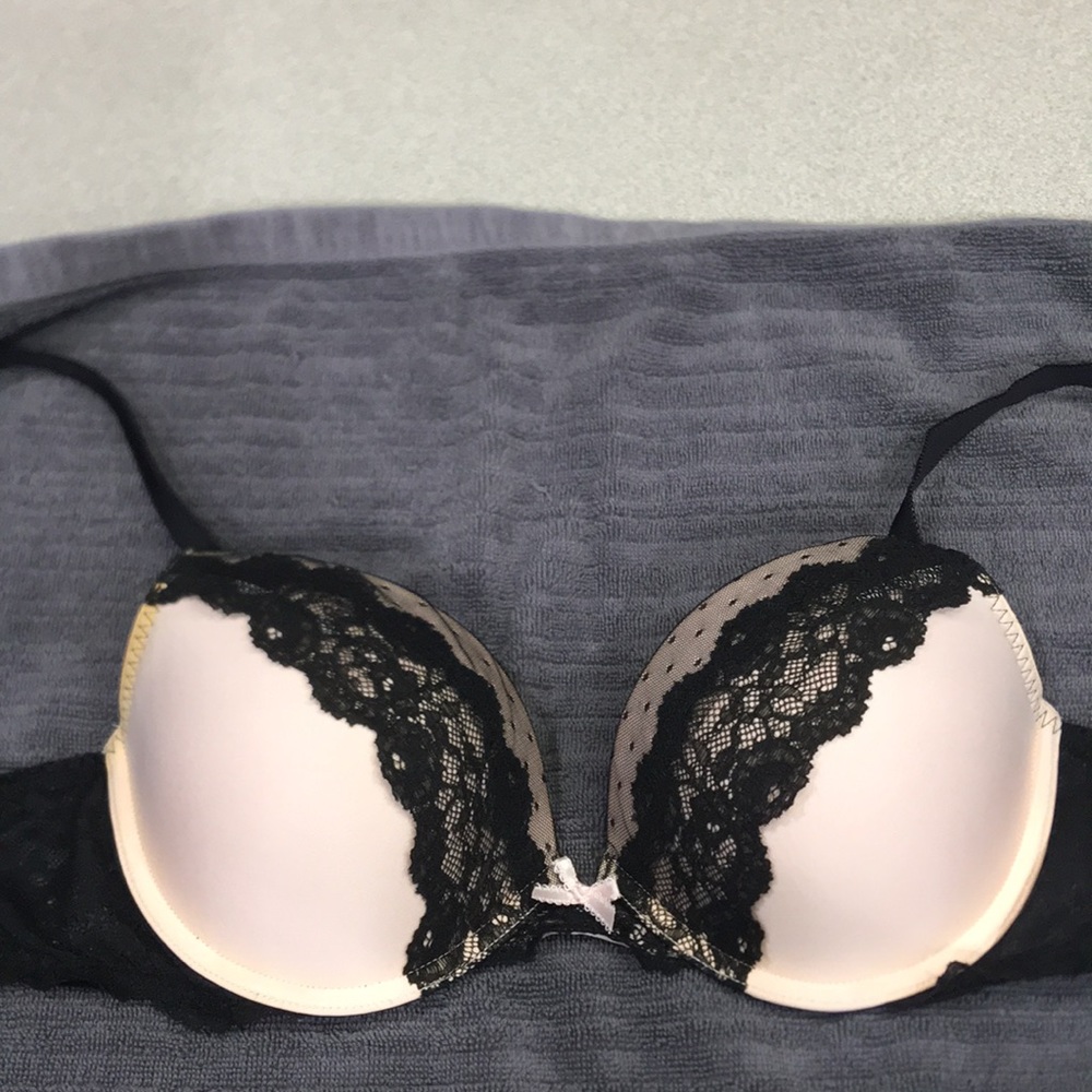 Victoria’s Secret Bombshell Bra